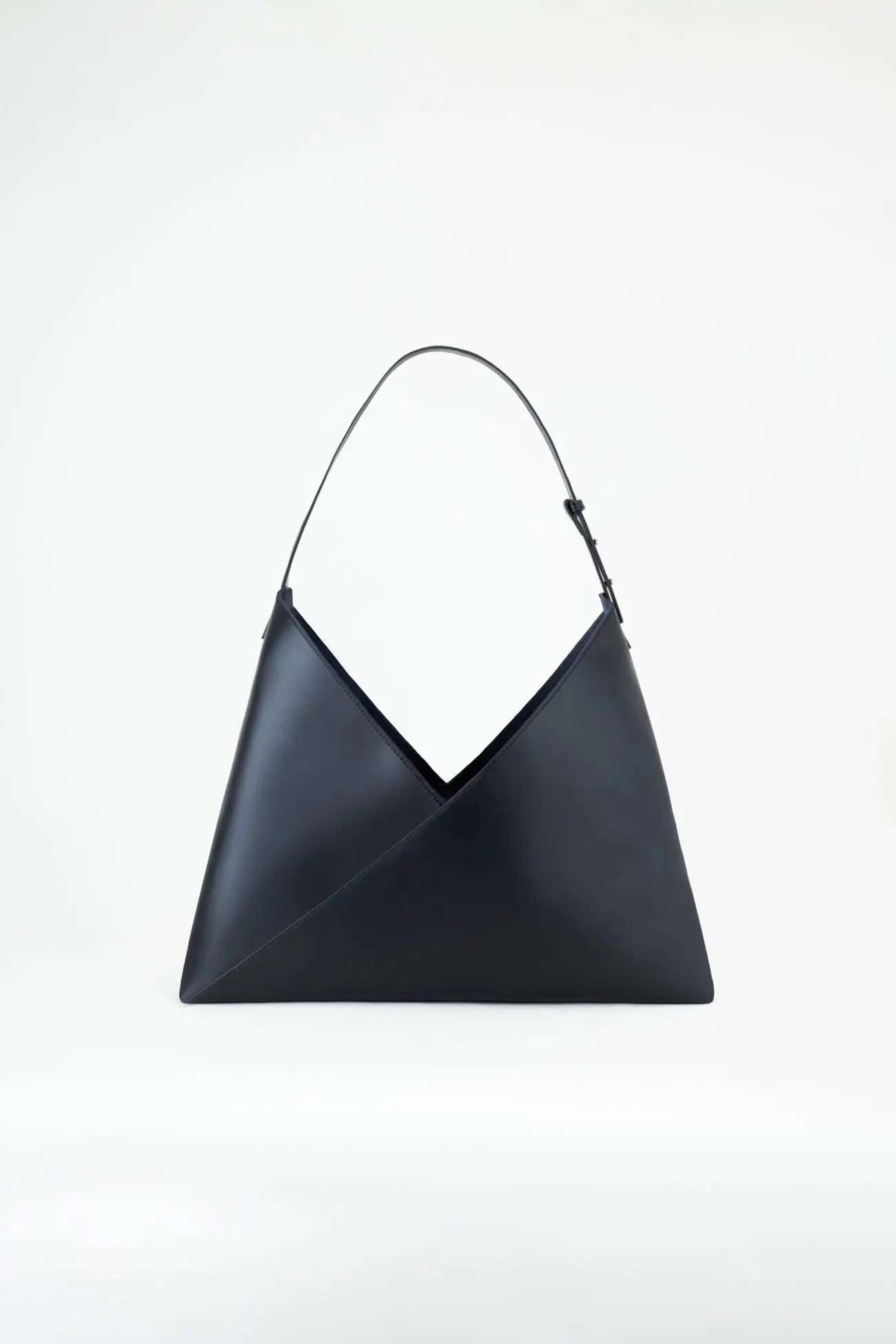 Vivian - Black | Burgundy