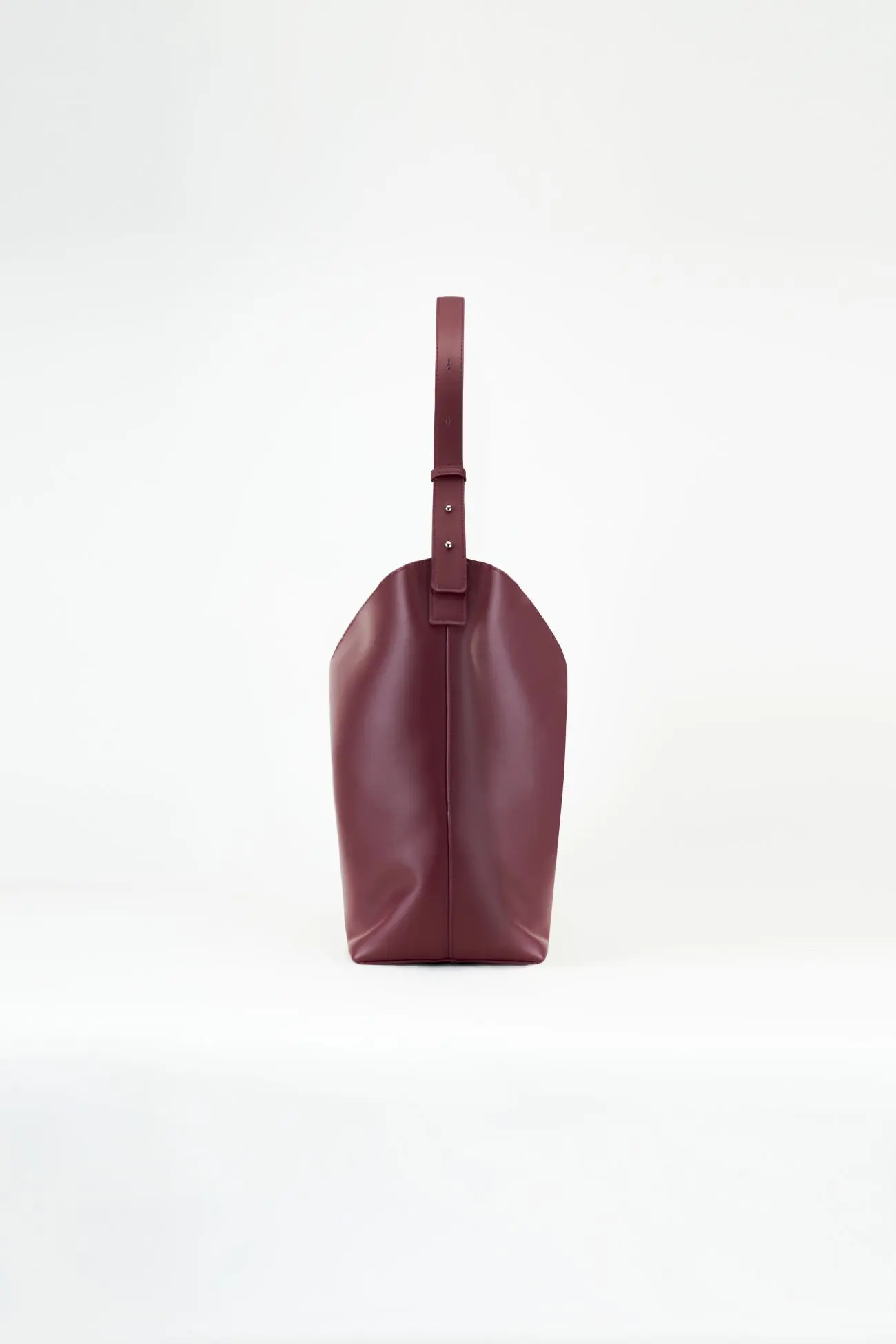 Vivian - Black | Burgundy - Image 4