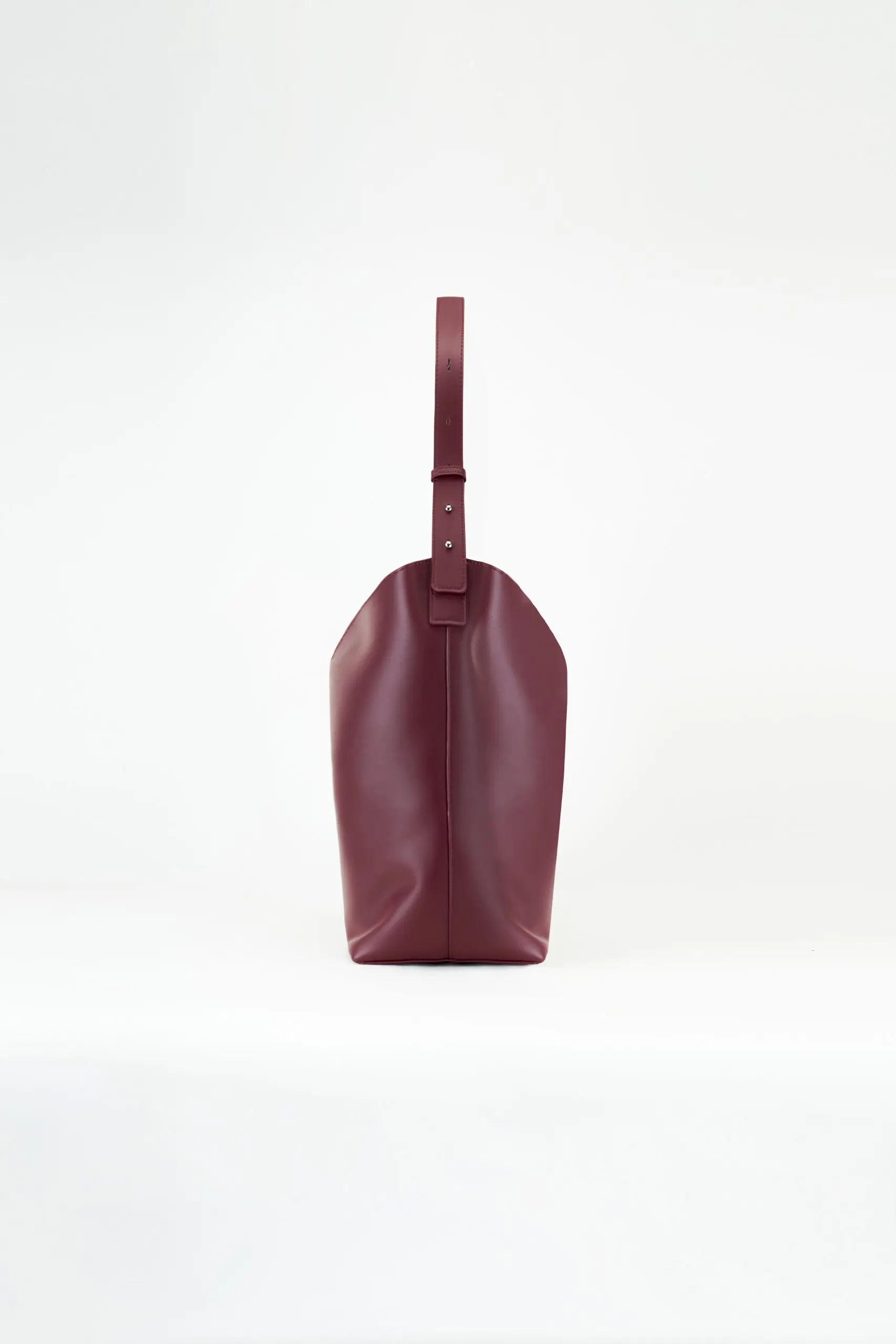 Vivian - Black | Burgundy - Image 4