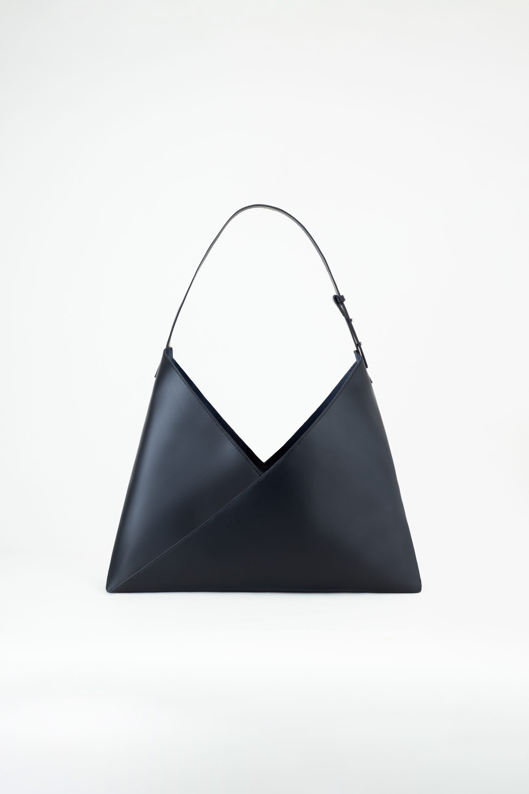 Vivian - Black | Burgundy