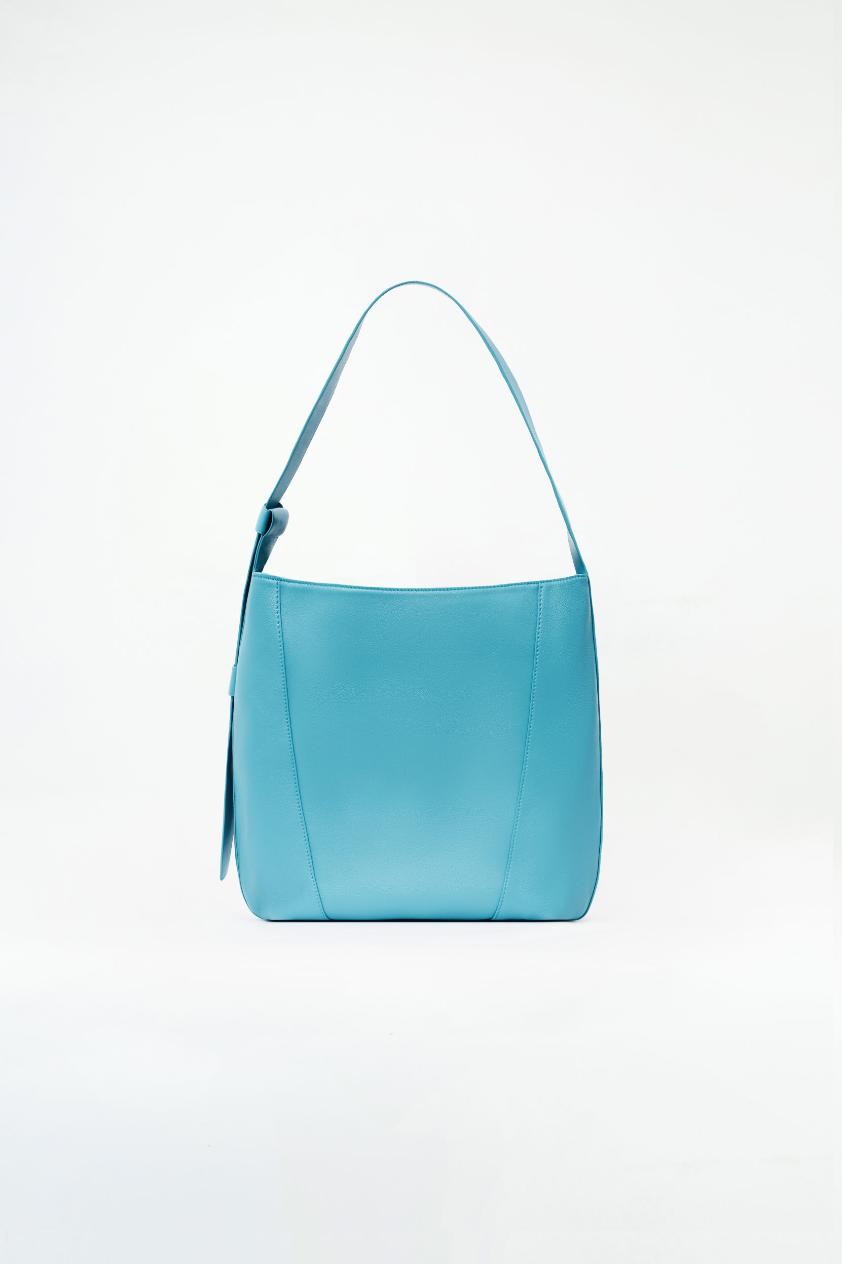 Isabel - Black | White | Blue
